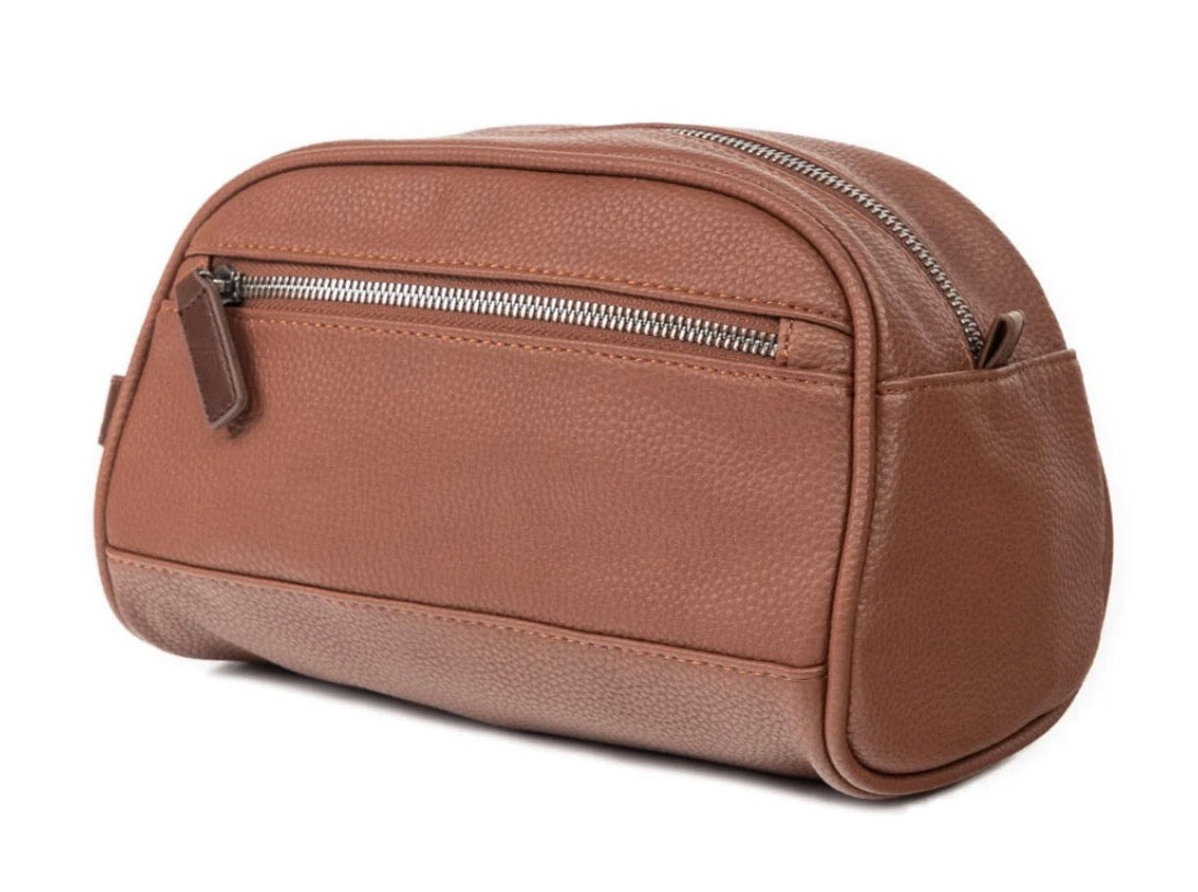 The Davidson Toiletry Bag Brown