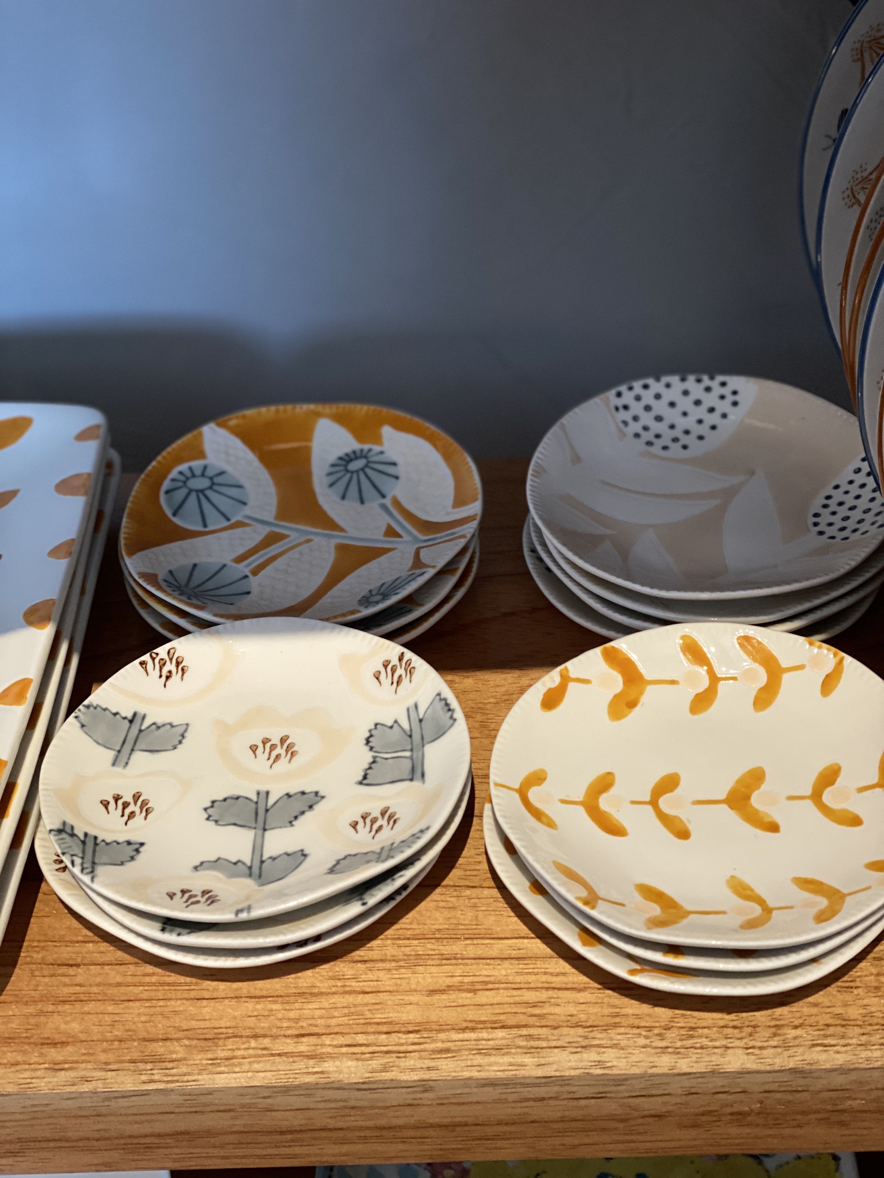 5-1/2" Round Hand-Painted Stoneware Plate w/ Floral Pattern, 4 Styles