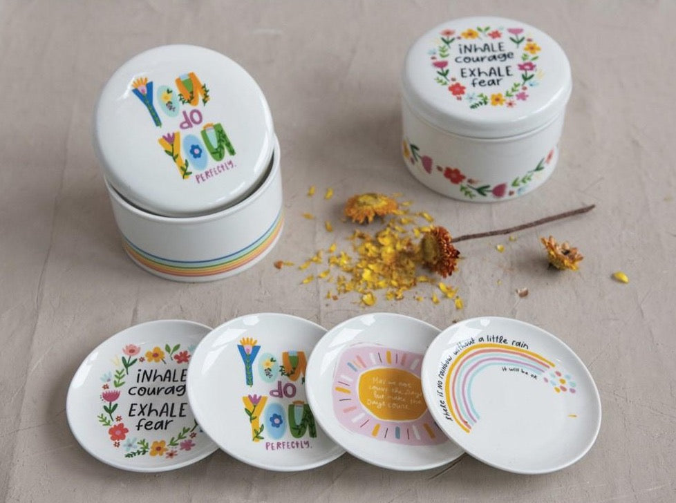 5" Round Stoneware Dish