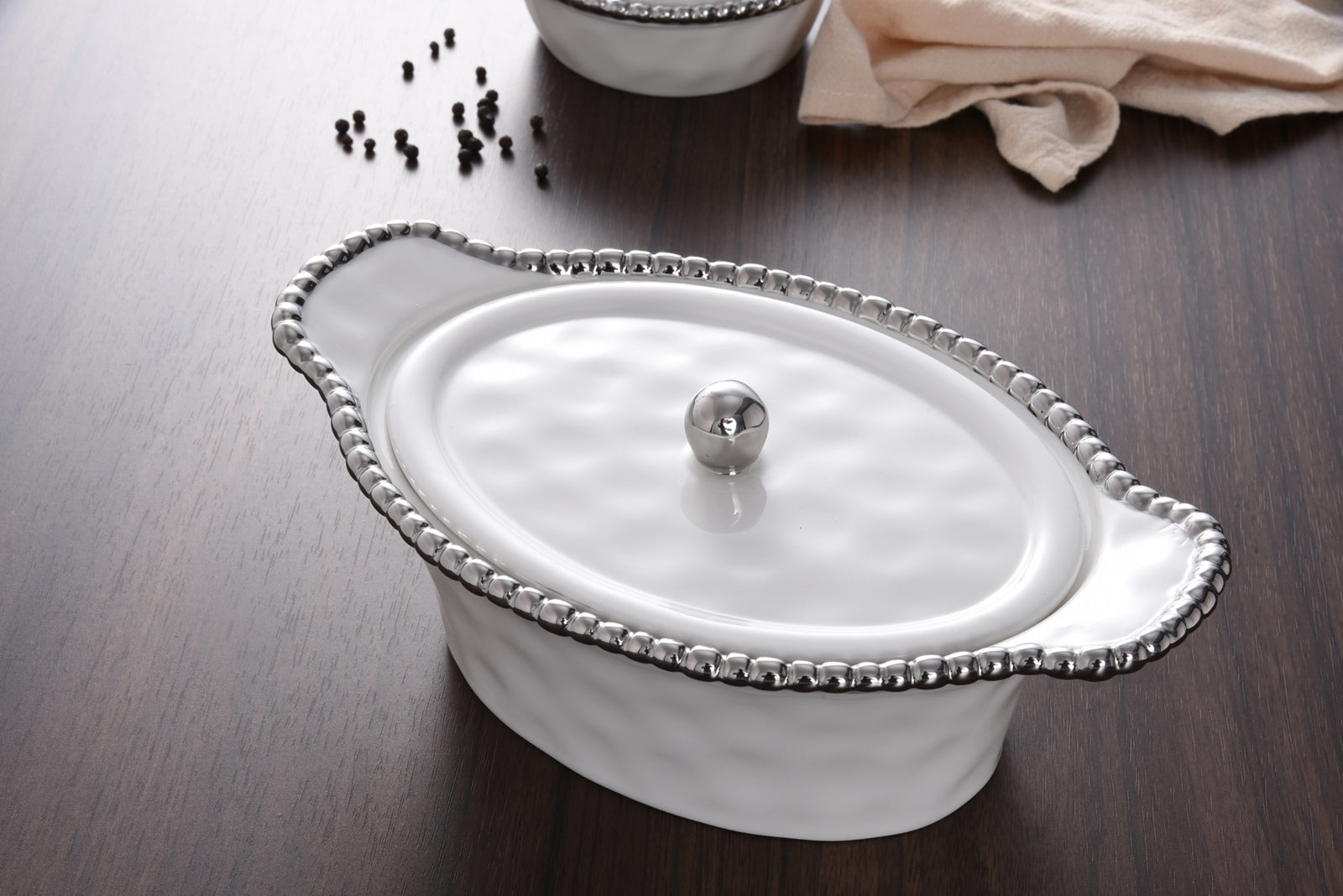 Oval Covered Casserole Dish